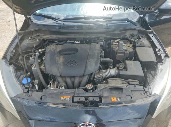 3MYDLBYVXJY333643 2018 TOYOTA YARIS Black Widok wnętrza z tyłu