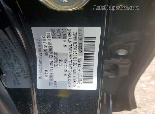 3MYDLBYVXJY333643 2018 TOYOTA YARIS Black Widok komory silnika