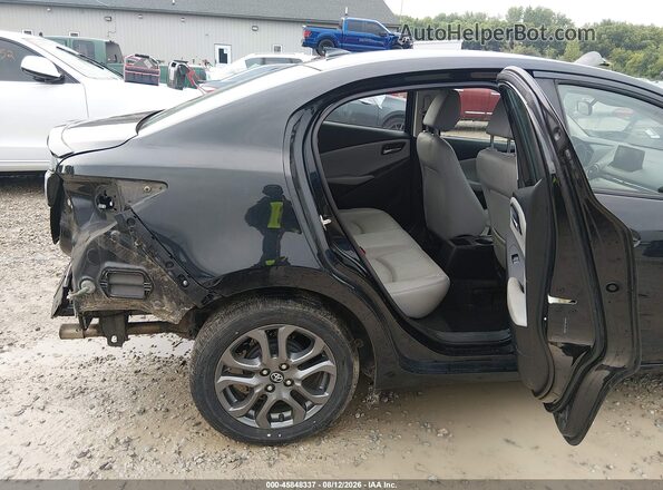 3MYDLBYVXKY504540 2019 TOYOTA YARIS Черный Вид наклейки с VIN-кодом