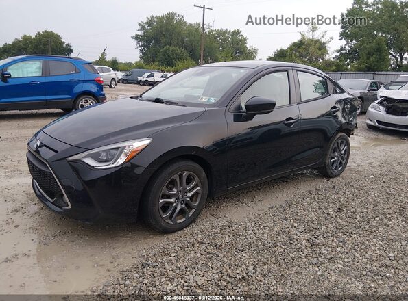 3MYDLBYVXKY504540 2019 TOYOTA YARIS Черный Передняя левая четверть