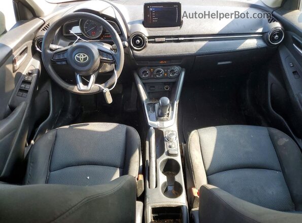 3MYDLBYVXKY526635 2019 TOYOTA YARIS Red Առջևի վահանակի տեսք