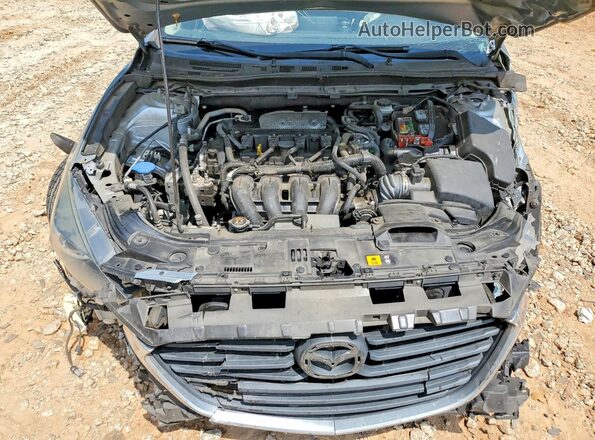 3MZBN1K70JM196642 2018 MAZDA 3 Silver Սալոնի հետևի տեսք