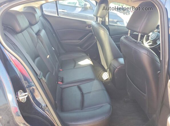 3MZBN1L31JM176847 2018 MAZDA 3 Blue Widok wnętrza z tyłu