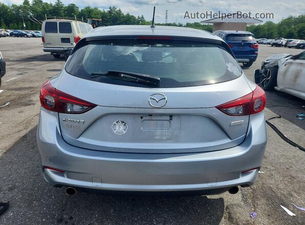 3MZBN1L31JM181711 2018 MAZDA 3 Silver Widok z tyłu
