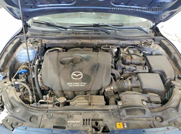 3MZBN1L34JM207069 2018 MAZDA 3 Blue Вид задньої частини салону