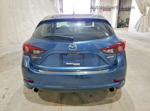 3MZBN1L34JM207069 2018 MAZDA 3 Blue Вид ззаду