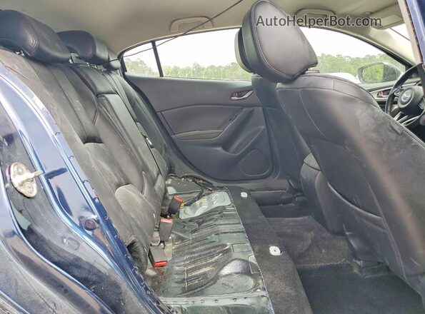 3MZBN1L39JM210663 2018 MAZDA 3 Синий Вид задней части салона