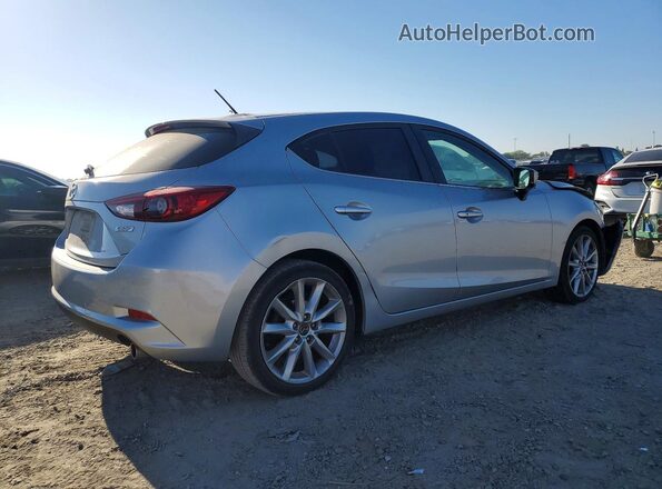 3MZBN1L74HM109852 2017 MAZDA 3 Silver Trasero derecho