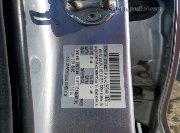 3MZBN1L74HM109852 2017 MAZDA 3 Silver Vista del compartimento del motor