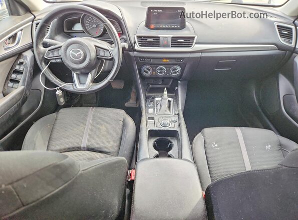 3MZBN1L75HM123064 2017 MAZDA 3 Серый Вид панели приборов