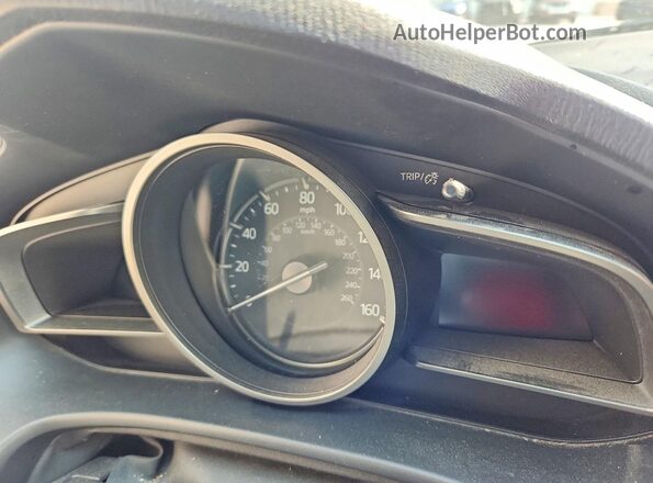 3MZBN1L79HM118319 2017 MAZDA 3 Red Widok zestawu wskaźników
