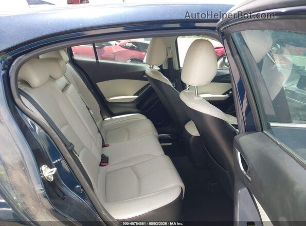 3MZBN1M31JM259192 2018 MAZDA 3 Navy VIN კოდის სტიკერის ხედი