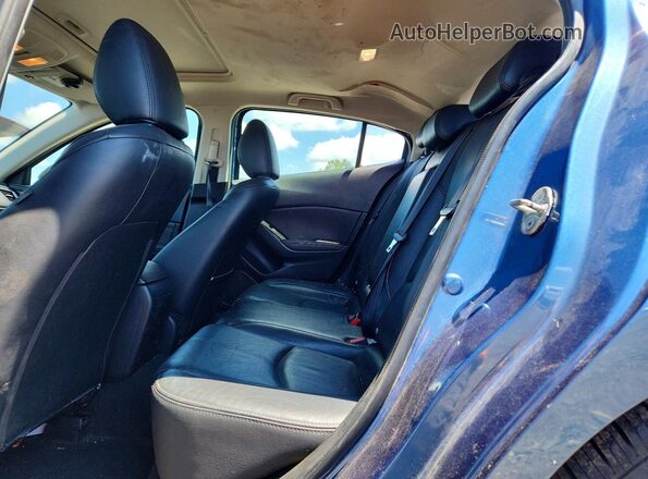 3MZBN1M33JM166481 2018 MAZDA 3 Blue Widok tylnych siedzeń