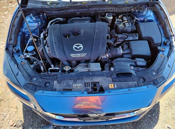 3MZBN1M33JM166481 2018 MAZDA 3 Blue Widok wnętrza z tyłu