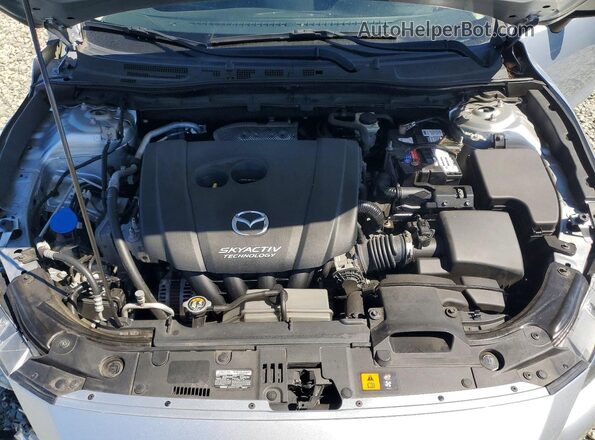 3MZBN1U72HM123151 2017 MAZDA 3 Серебряный Вид задней части салона