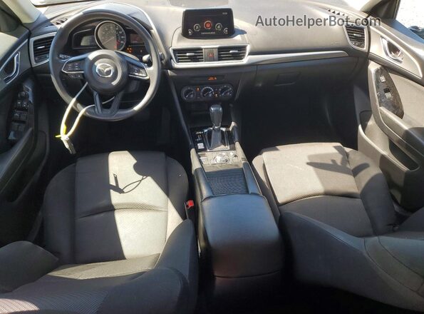 3MZBN1U72HM123151 2017 MAZDA 3 Серебряный Вид панели приборов