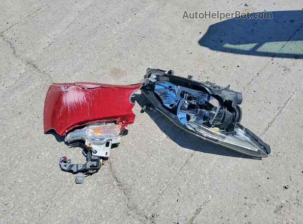 3MZBN1U72JM241867 2018 MAZDA 3 Red ძრავის განყოფილების ხედი