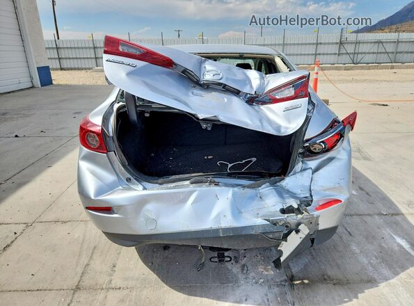 3MZBN1U74HM109204 2017 MAZDA 3 Silver Vista trasera