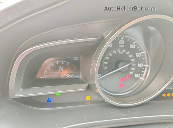 3MZBN1U75JM222942 2018 MAZDA 3 White Instrument cluster view