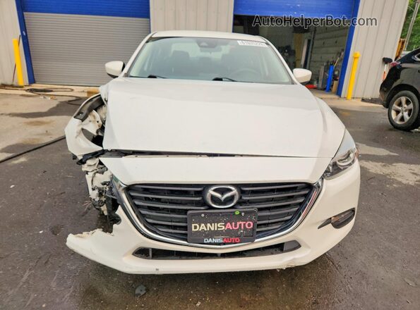 3MZBN1U75JM222942 2018 MAZDA 3 White Front view