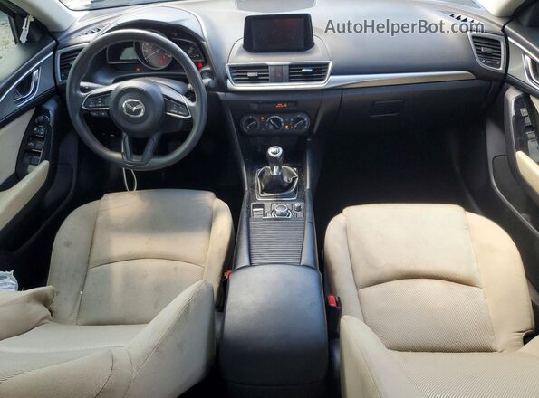 3MZBN1U76JM161648 2018 MAZDA 3 White Առջևի վահանակի տեսք