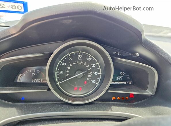 3MZBN1U76JM180510 2018 MAZDA 3 Синий Вид щитка приборов