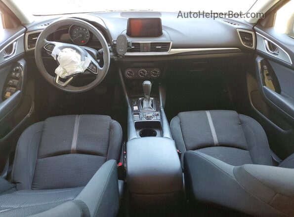 3MZBN1U76JM189837 2018 MAZDA 3 Gray Widok deski rozdzielczej