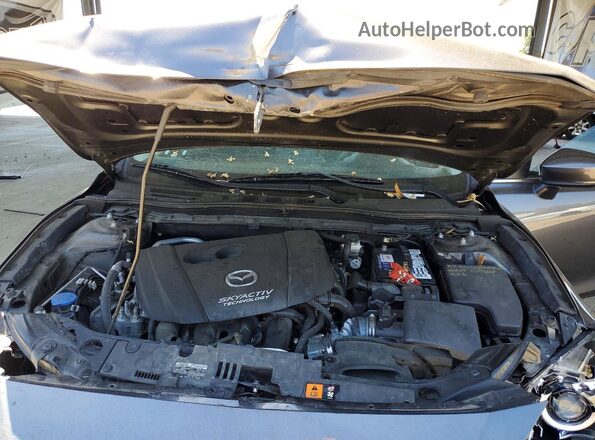 3MZBN1U76JM189837 2018 MAZDA 3 Gray Widok wnętrza z tyłu