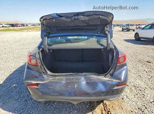 3MZBN1U76JM208645 2018 MAZDA 3 Blue უკანა ხედი