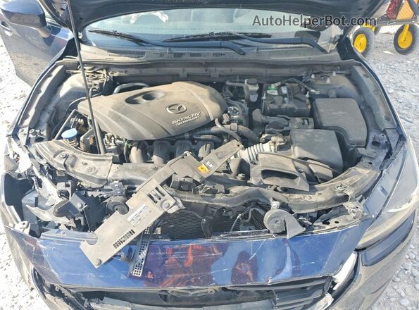 3MZBN1U79JM184888 2018 MAZDA 3 Blue Вид задньої частини салону