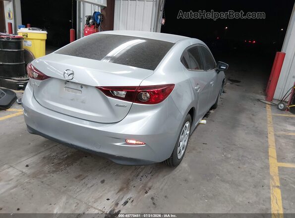 3MZBN1U79JM217162 2018 MAZDA 3 Silver Задня права чверть