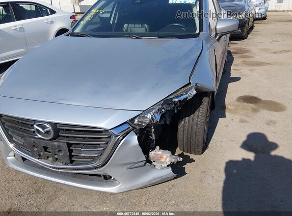 3MZBN1V30JM199629 2018 MAZDA 3 Silver Vista frontal