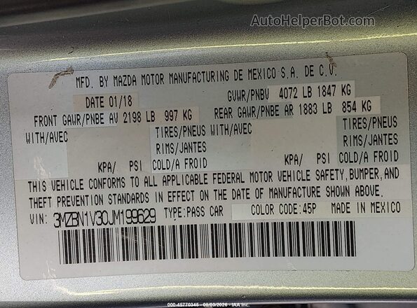 3MZBN1V30JM199629 2018 MAZDA 3 Silver Vista del compartimento del motor