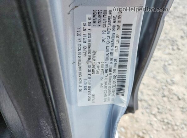 3MZBN1V30JM206045 2018 MAZDA 3 Silver Widok komory silnika