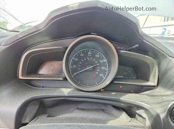 3MZBN1V30JM206045 2018 MAZDA 3 Silver Widok zestawu wskaźników
