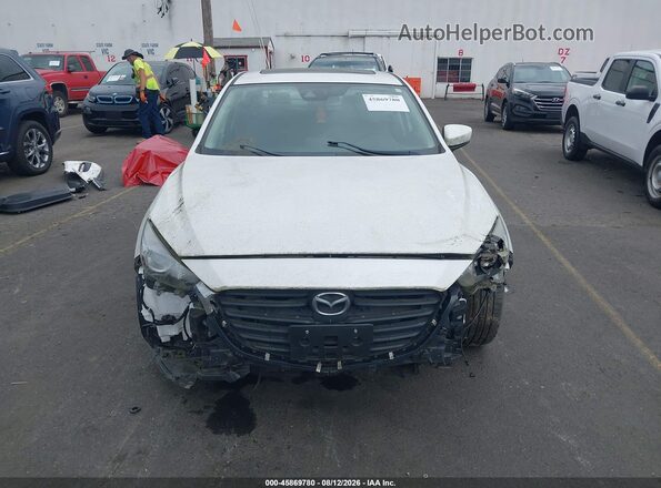 3MZBN1V31JM192236 2018 MAZDA 3 White Rear interior view