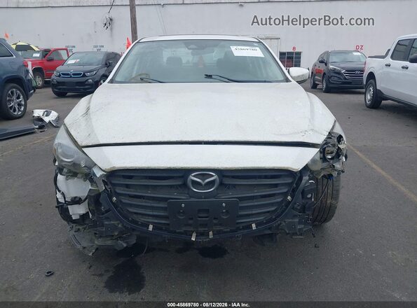 3MZBN1V31JM192236 2018 MAZDA 3 White Front view