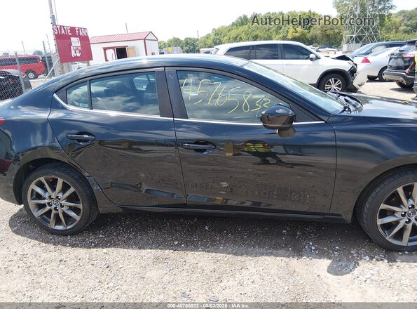 3MZBN1V31JM209035 2018 MAZDA 3 Black Սալոնի հետևի տեսք