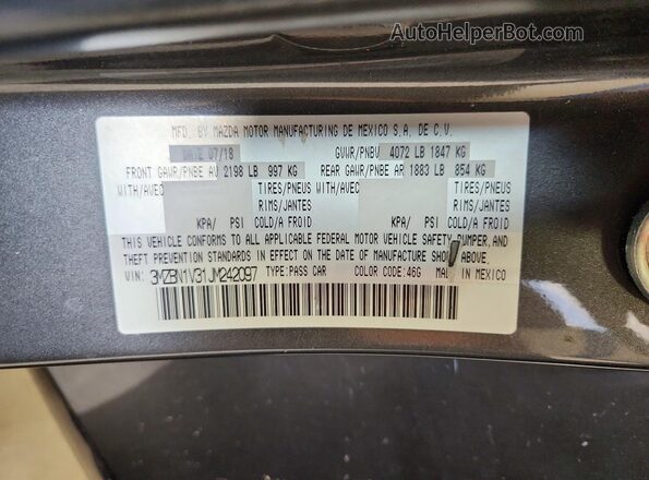 3MZBN1V31JM242097 2018 MAZDA 3 Gray Widok komory silnika