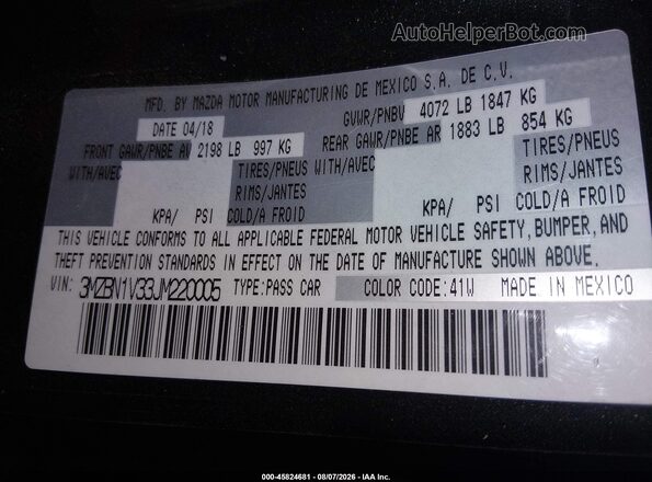 3MZBN1V33JM220005 2018 MAZDA 3 Черный Вид подкапотного пространства