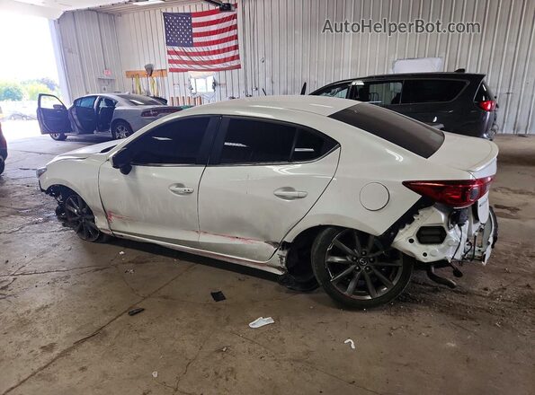 3MZBN1V33JM233482 2018 MAZDA 3 White Rear left