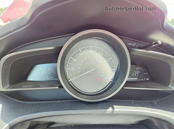 3MZBN1V33JM255126 2018 MAZDA 3 Red Вид щитка приладів
