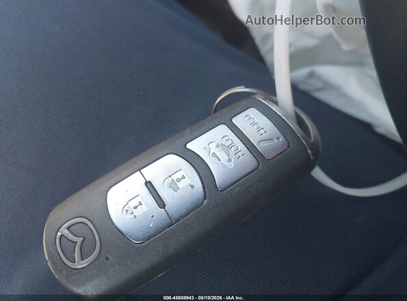 3MZBN1V39JM209042 2018 MAZDA 3 Red Widok deski rozdzielczej