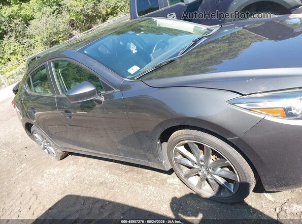 3MZBN1V3XJM162412 2018 MAZDA 3 Gray Vista interior trasera