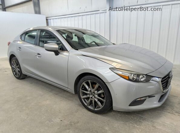 3MZBN1V3XJM208224 2018 MAZDA 3 Gray Առջևի աջ