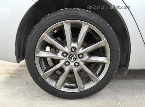 3MZBN1V3XJM208224 2018 MAZDA 3 Gray 