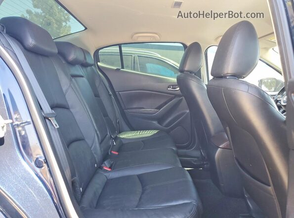 3MZBN1V70HM115239 2017 MAZDA 3 Blue Vista de los asientos traseros