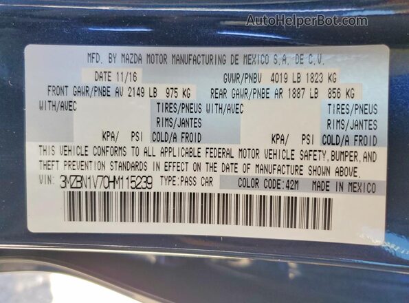 3MZBN1V70HM115239 2017 MAZDA 3 Blue Vista del compartimento del motor