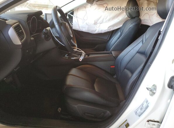 3MZBN1V72HM147626 2017 MAZDA 3 Белый Вид салона спереди