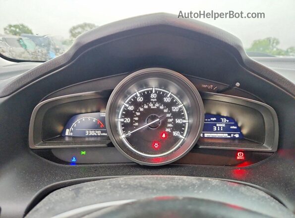 3MZBN1V73HM136408 2017 MAZDA 3 White Widok zestawu wskaźników